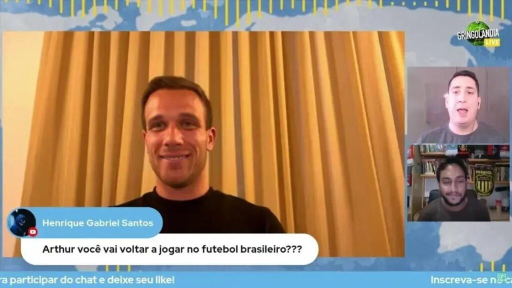 Arthur negocia com clube espanhol e volta ao foco no mercado da bola