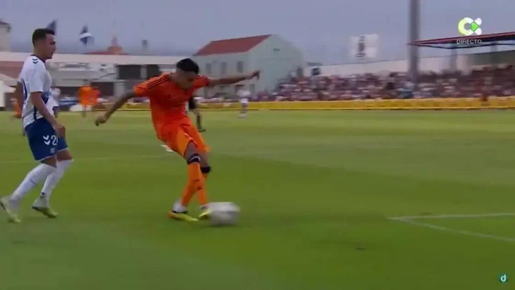 Reinier volta ao time B do Real Madrid com futuro ainda incerto após empréstimos