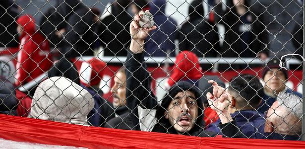 Violência no jogo da Sul-Americana entre Independiente e Universidad de Chile deixa 90 presos e dez feridos - Imagem do artigo original