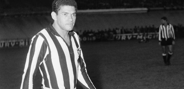 Milton Neves critica falta de amparo a Garrincha e cobra reconhecimento oficial - Imagem do artigo original