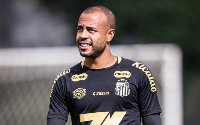 Mayke indica postura do Santos diante do Cruzeiro no Mineirão pela 19ª rodada do Brasileiro - Imagem do artigo original