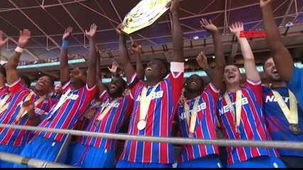 Van Dijk lamenta vaias de torcedores do Crystal Palace durante minuto de silêncio para Diogo Jota - Imagem do artigo original