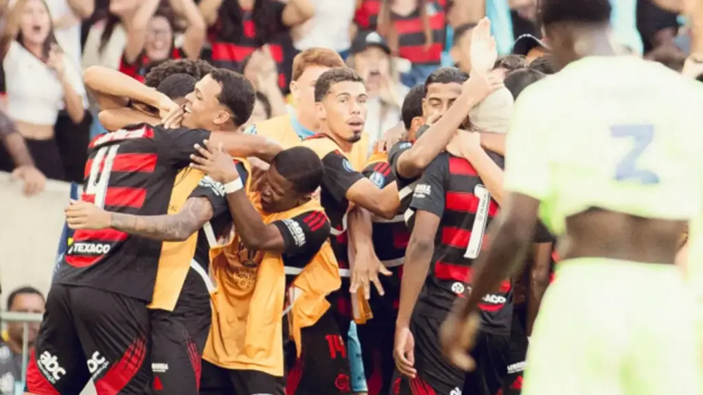 Flamengo derrota Barcelona nos pênaltis e conquista o Mundial Sub-20 no Maracanã