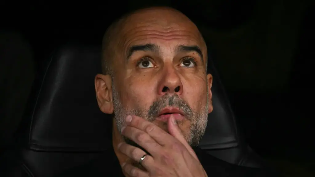 Guardiola é curto e grosso ao explicar ausência de Ederson no City