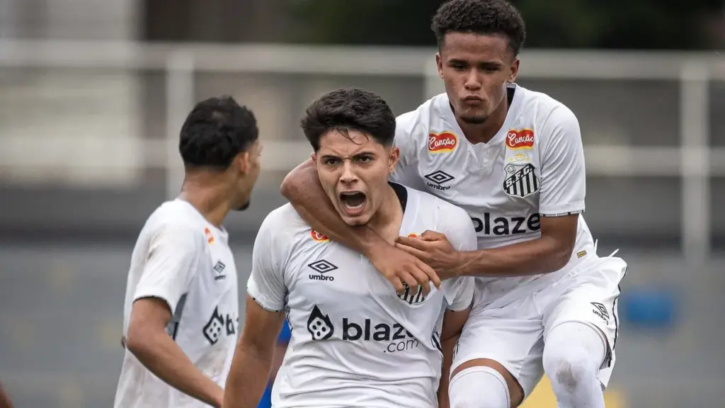 Santos avança em negociação para vender Luca Meirelles ao futebol europeu