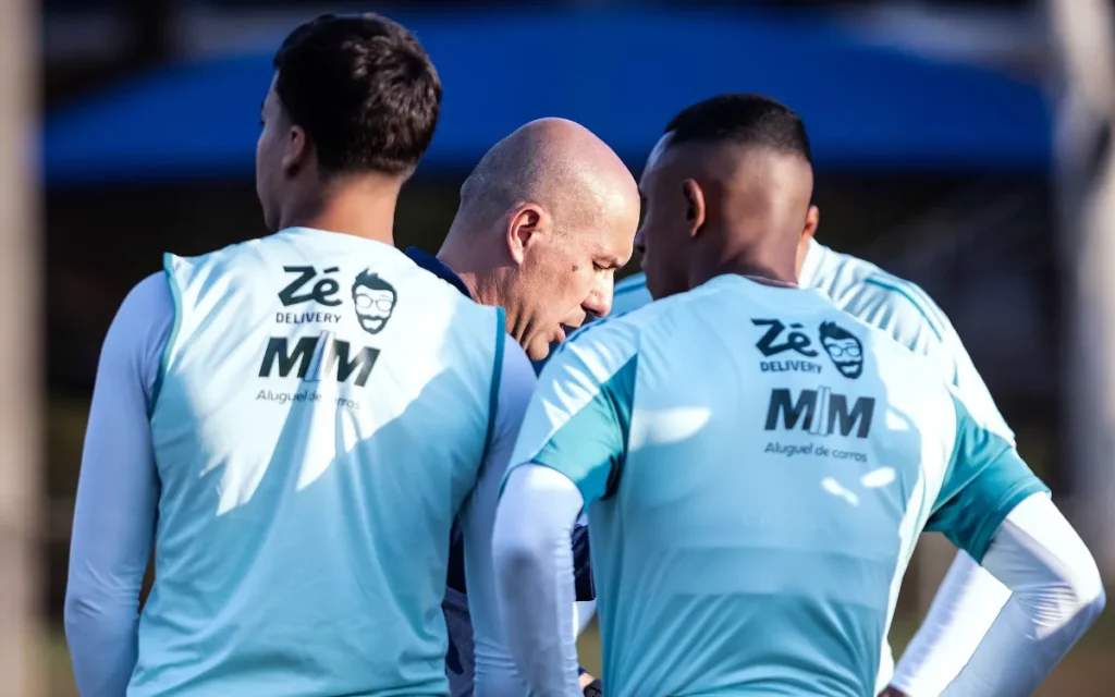 Cruzeiro recebe Santos com Mineirão lotado pela 19ª rodada do Brasileirão