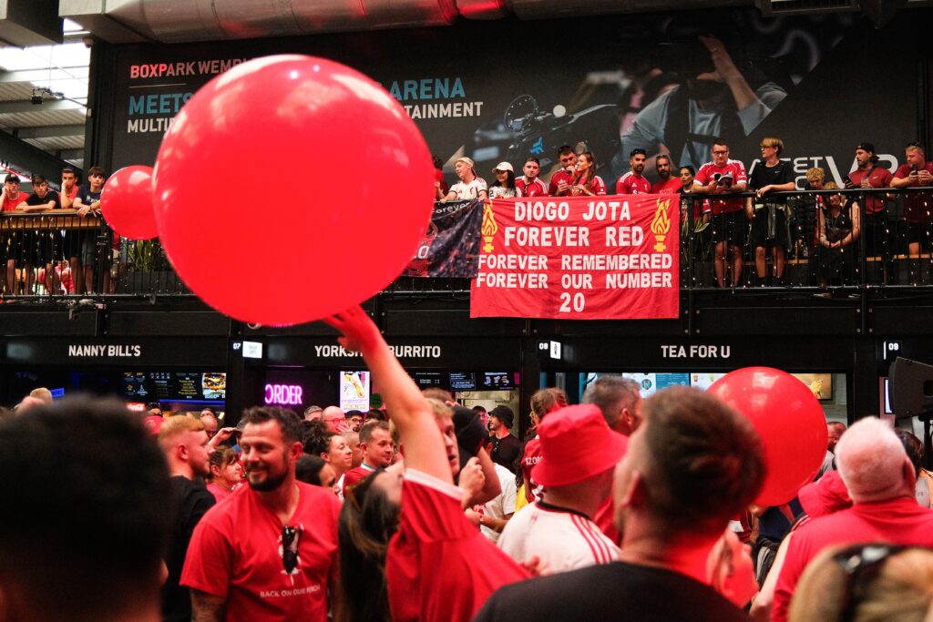 Homenagens a Diogo Jota marcam Supercopa da Inglaterra entre Liverpool e Crystal Palace