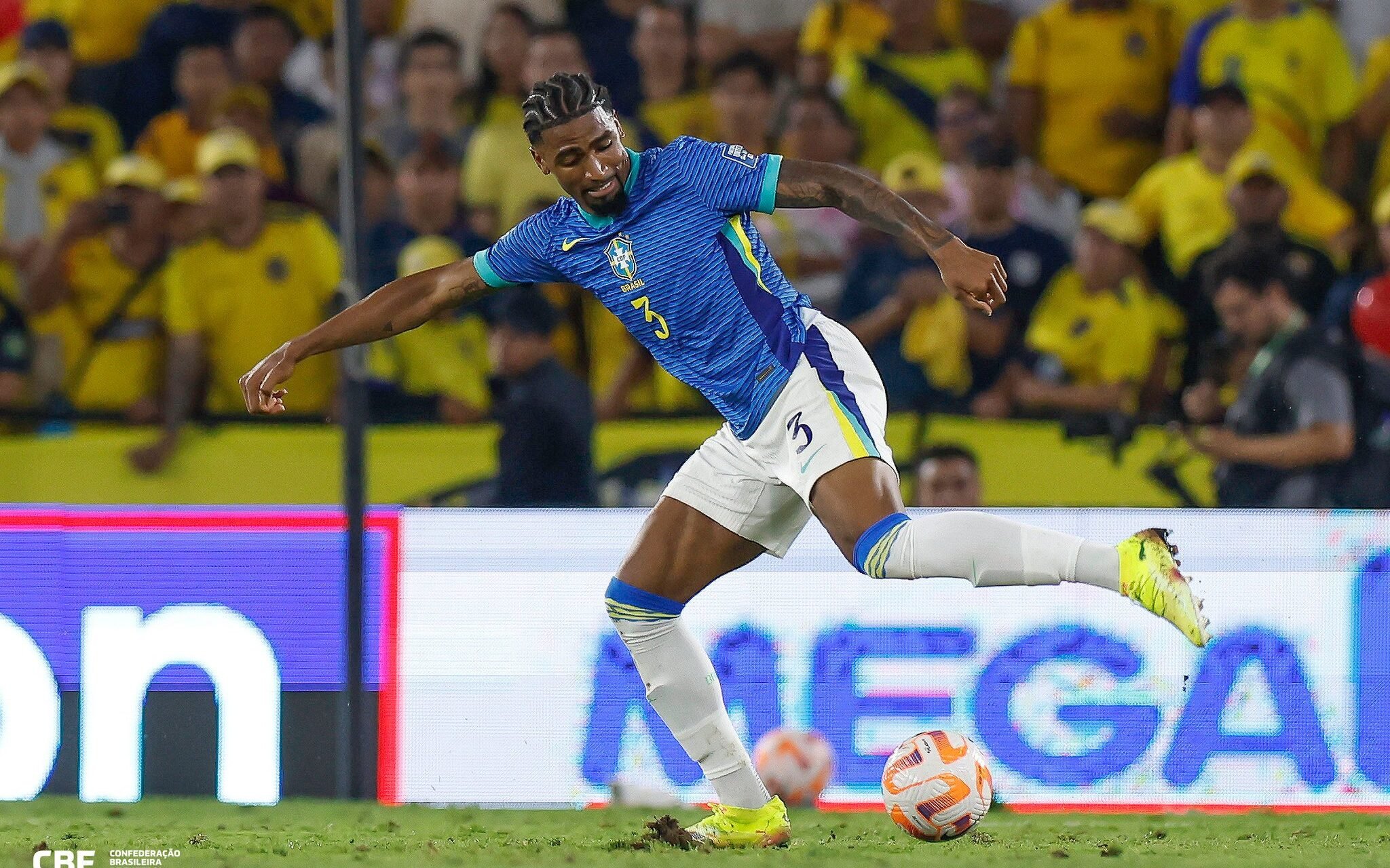 Descobridor de Alexsandro destaca “fome” nos primeiros passos do zagueiro da Seleção - Imagem do artigo original