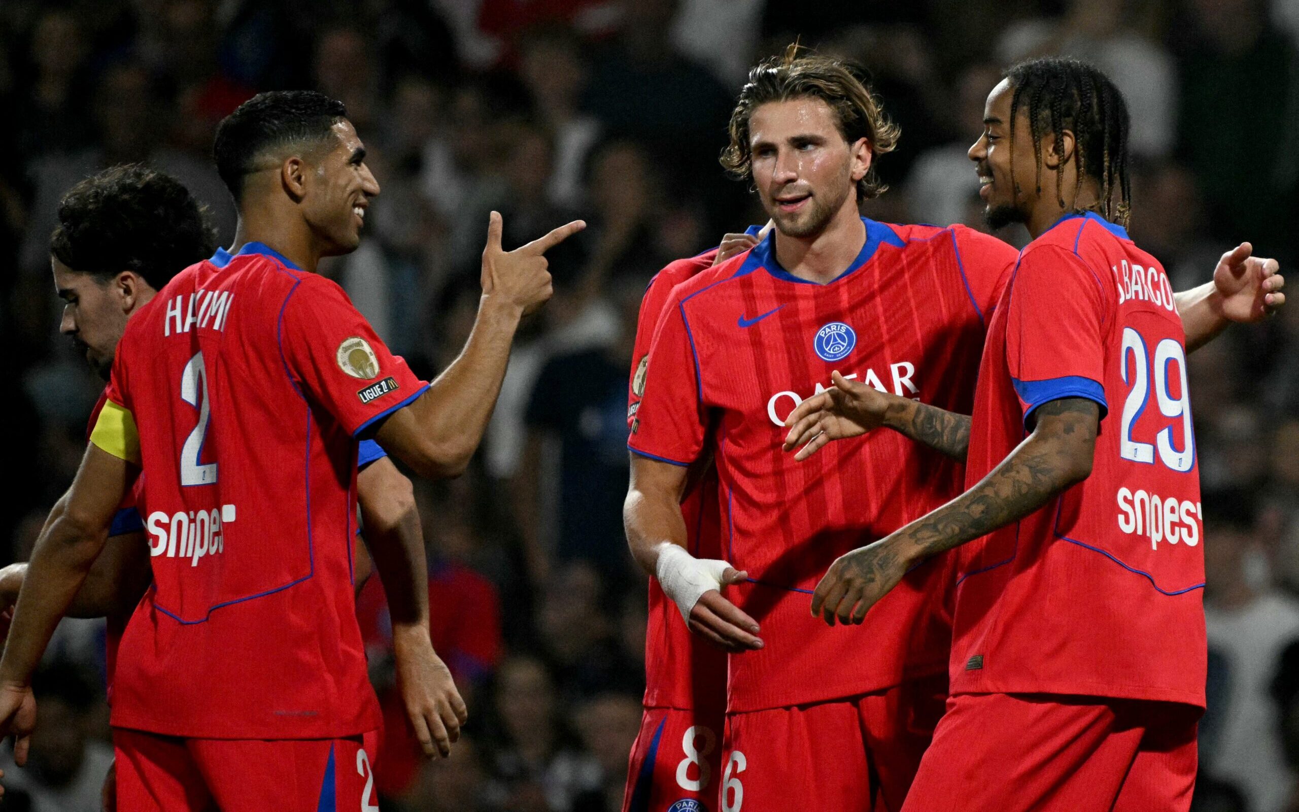 Guerra entre Rússia e Ucrânia interfere no vestiário do PSG - Imagem do artigo original