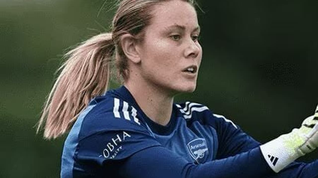 Goleira campeã da Champions deixa Arsenal e destino surpreende - Imagem do artigo original