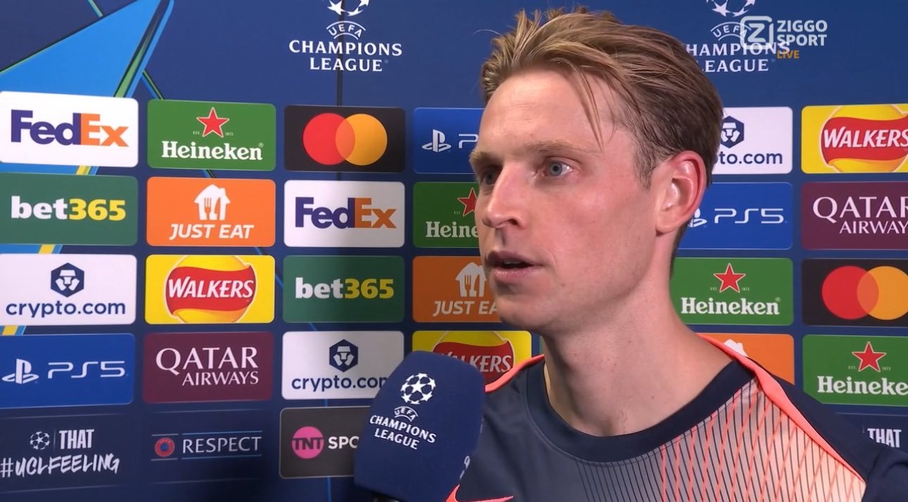 Frenkie de Jong elogia torcida do Newcastle após vitória do Barcelona por 2 a 1 - Imagem do artigo original
