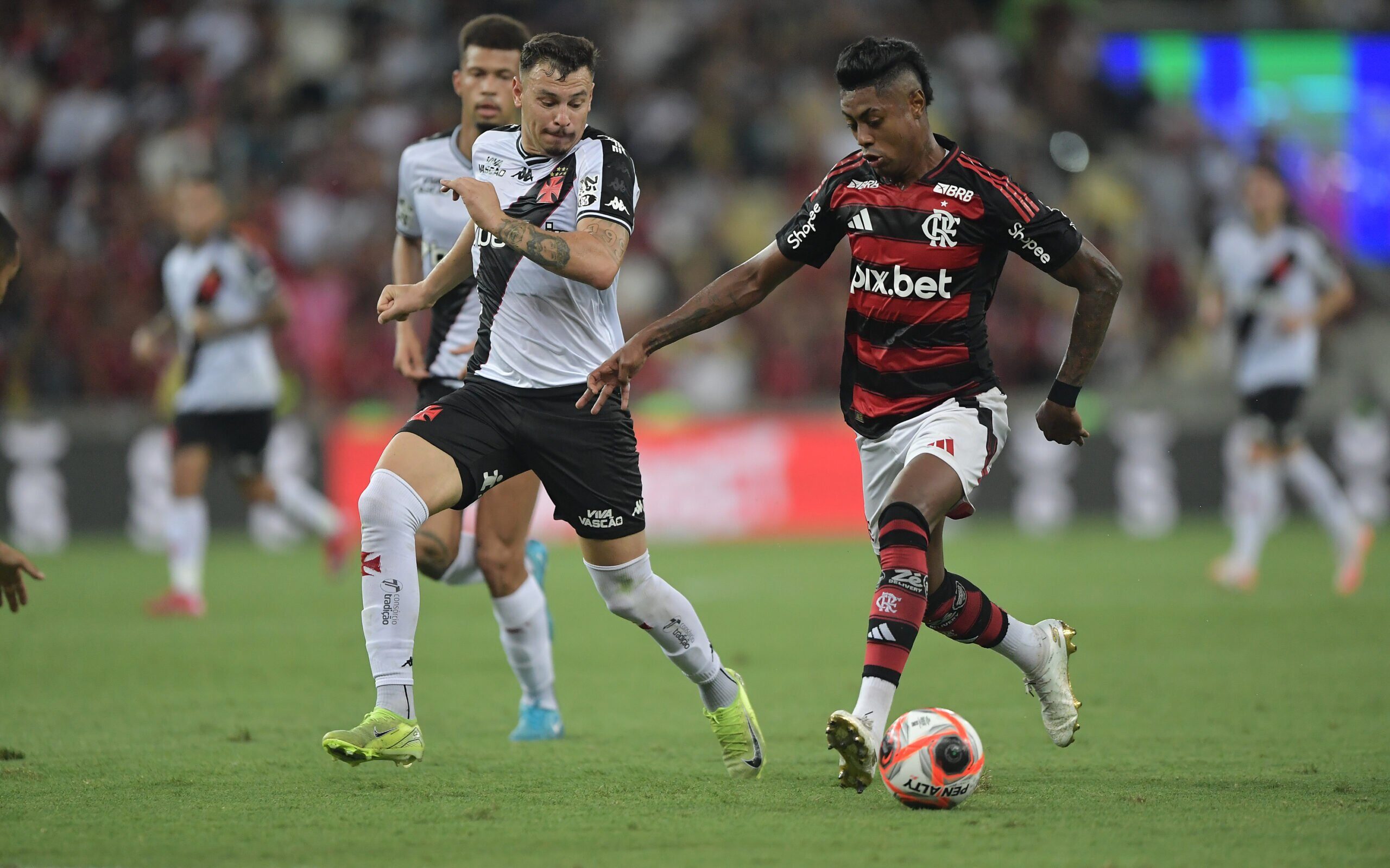 Agenda do futebol: veja os jogos deste domingo (21/09/2025) e onde assistir - Imagem do artigo original