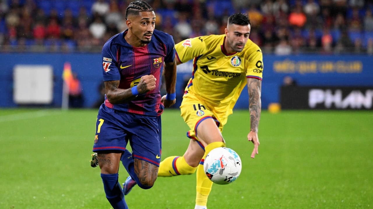 Lesão afasta Raphinha de confronto entre Barcelona e PSG na Champions League - Imagem do artigo original