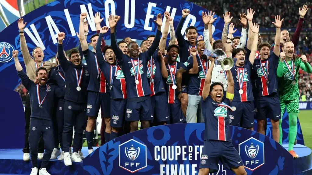 Ídolo do PSG encerra ciclo de dez anos no clube