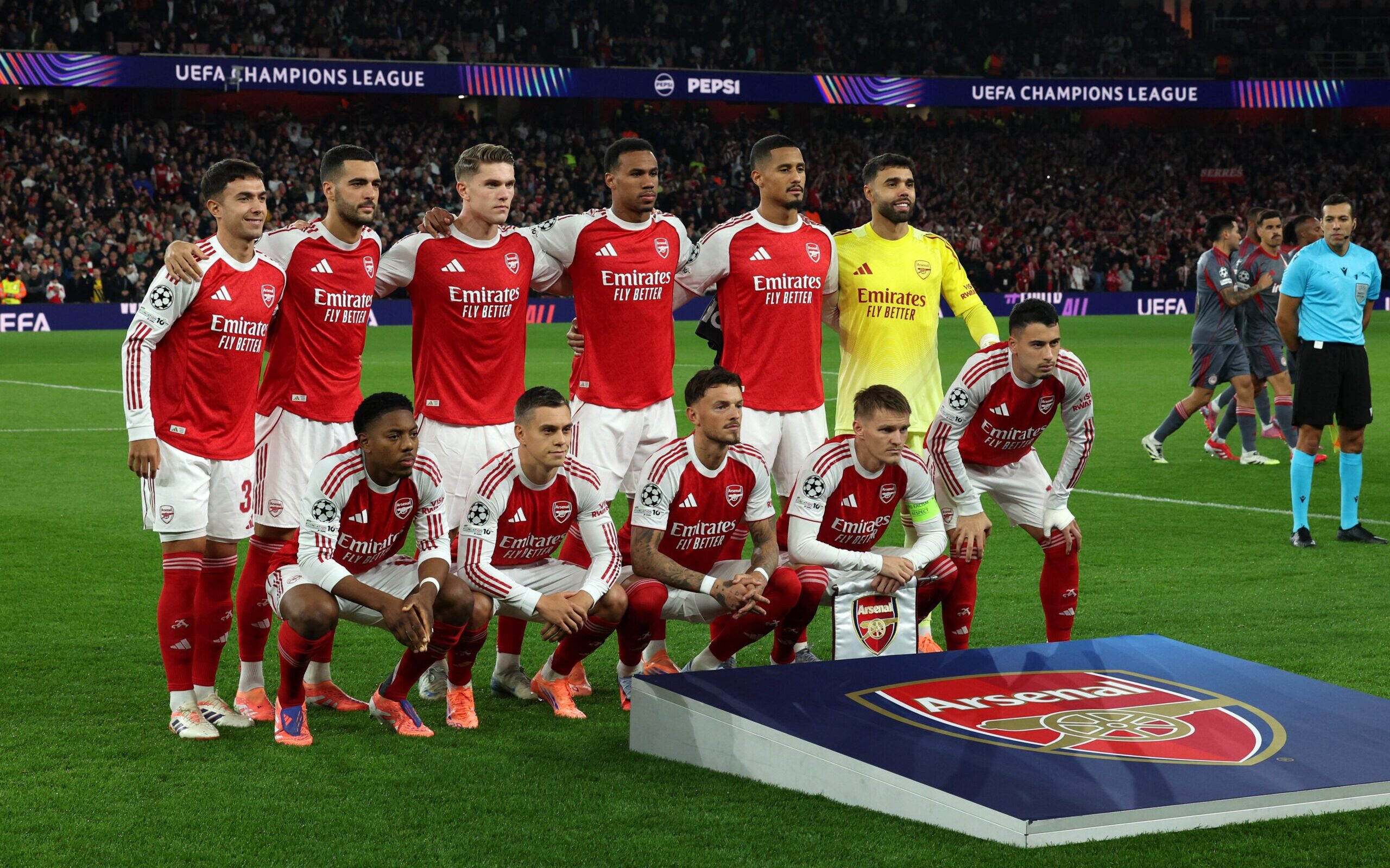 Brasileiro marca e garante vitória do Arsenal sobre o Olympiacos na Champions League - Imagem do artigo original