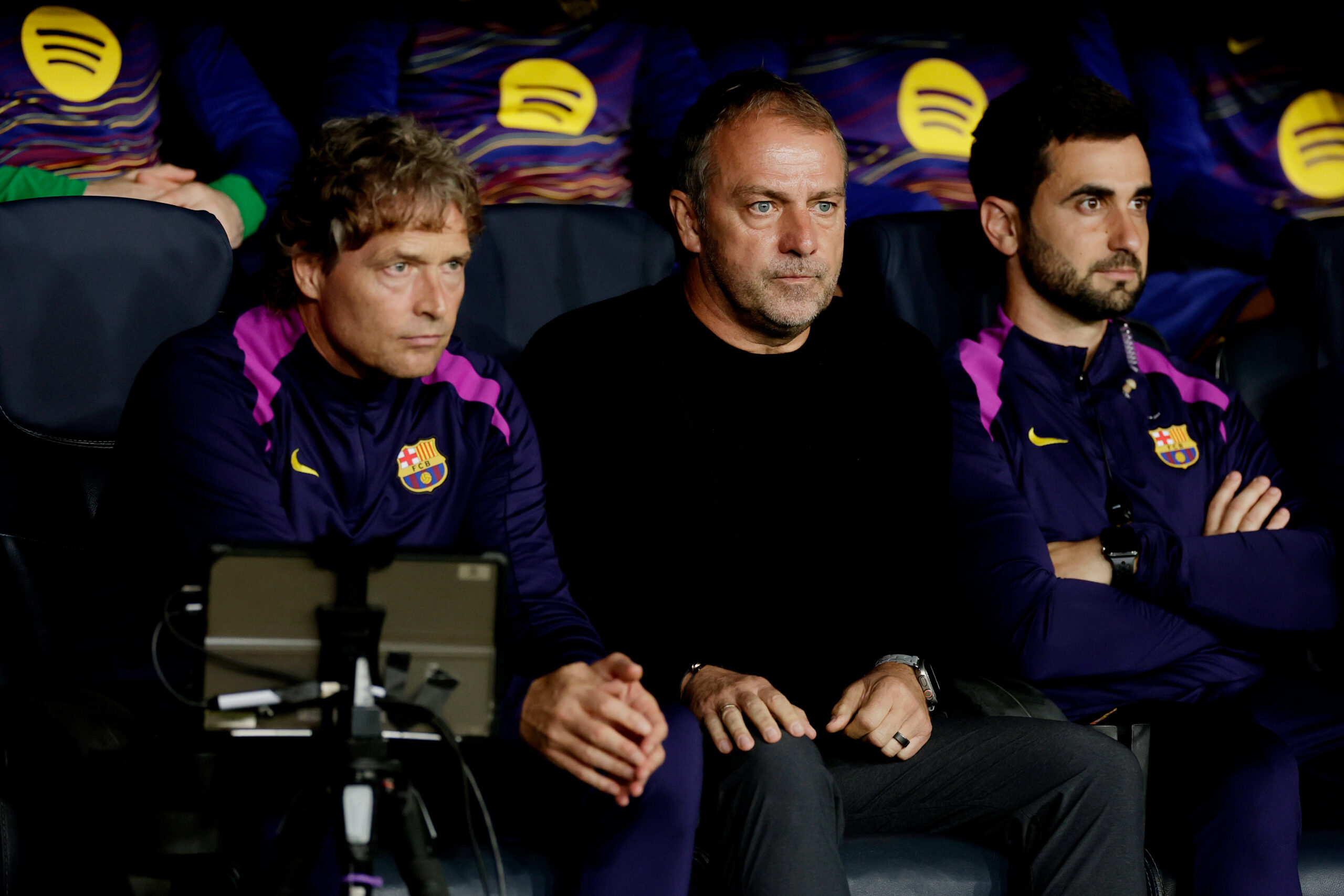 Derrota para o PSG faz Barcelona receber alerta sobre tática de Hansi Flick - Imagem do artigo original