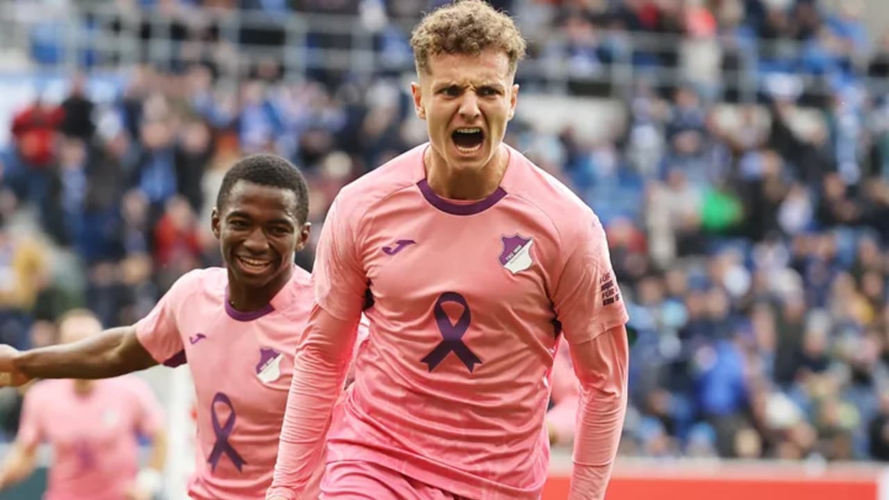 Barcelona e Bayern travam disputa por atacante da Bundesliga - Imagem do artigo original
