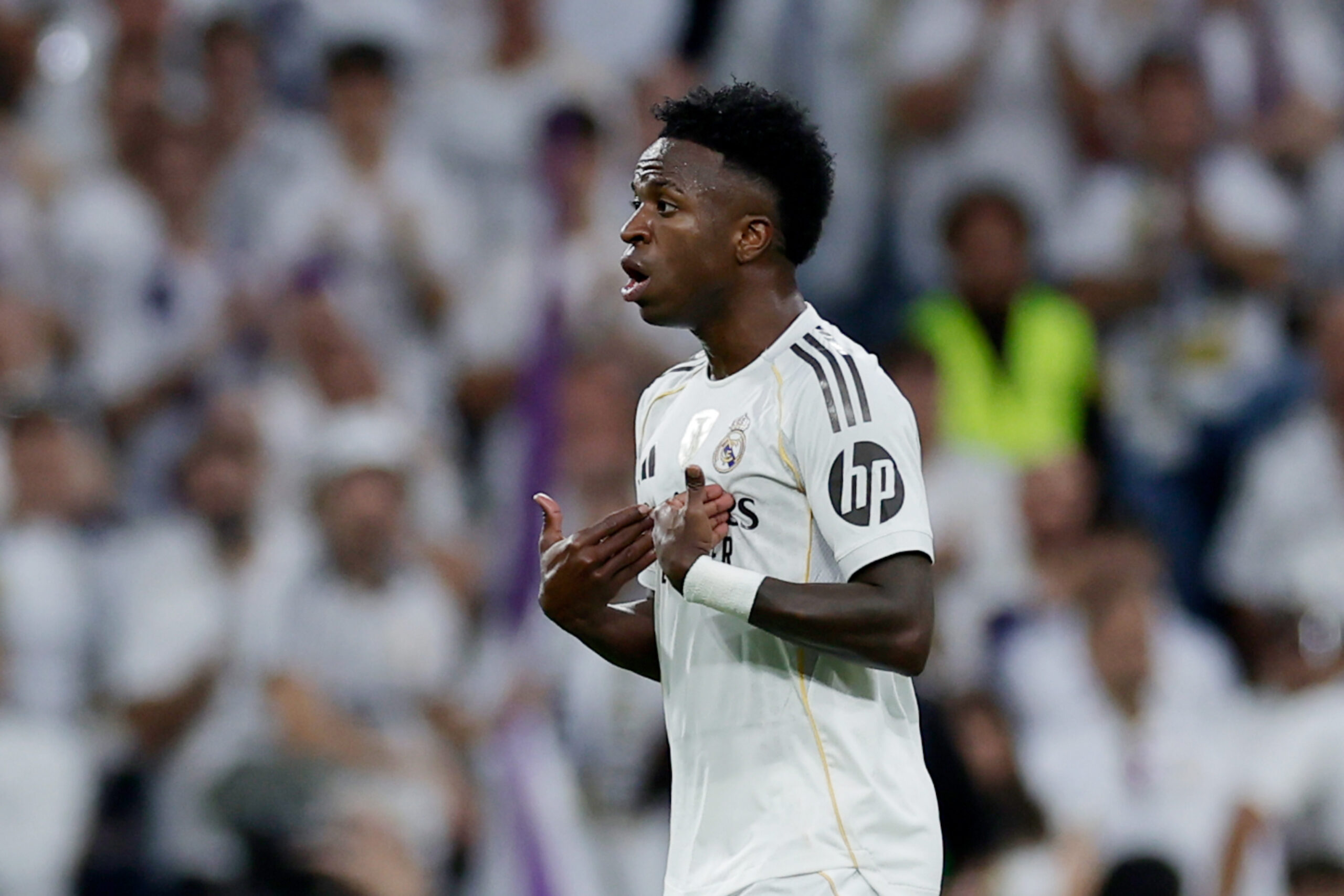 Vinícius Júnior cogita deixar o Real Madrid após atrito com Xabi Alonso, apontam jornais - Imagem do artigo original