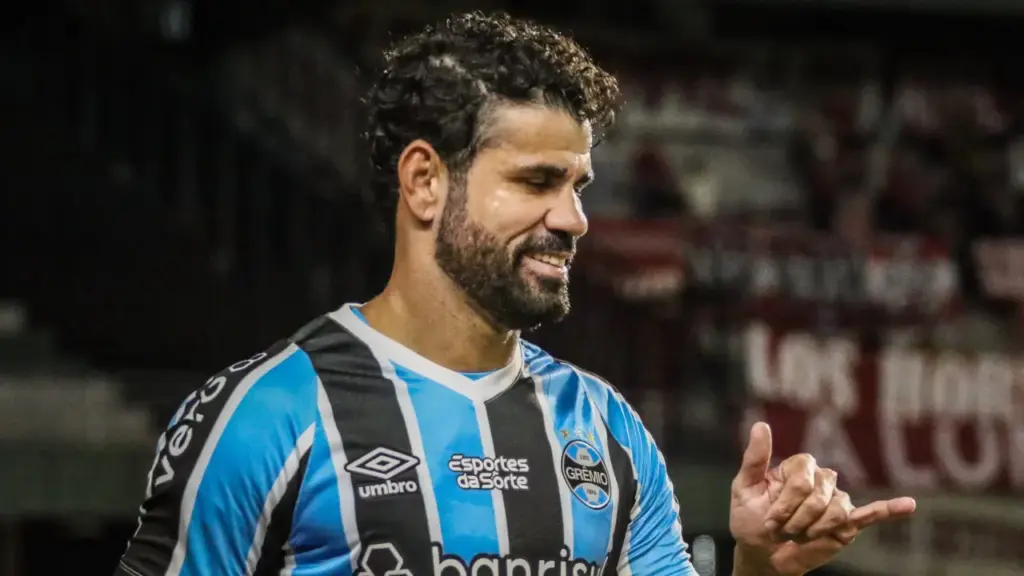 Jornal espanhol volta a citar mistério envolvendo carreira de Diego Costa