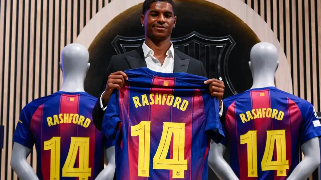 Marcus Rashford elogia o Barcelona e afirma que clube seria “perfeito”
