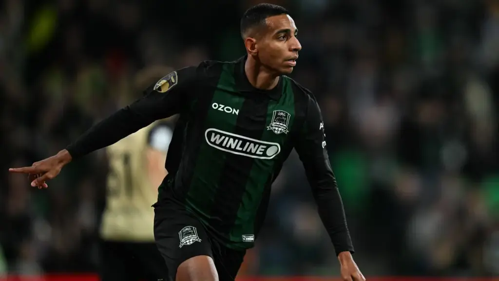 Victor Sá decide partida e coloca Krasnodar na liderança do Russo