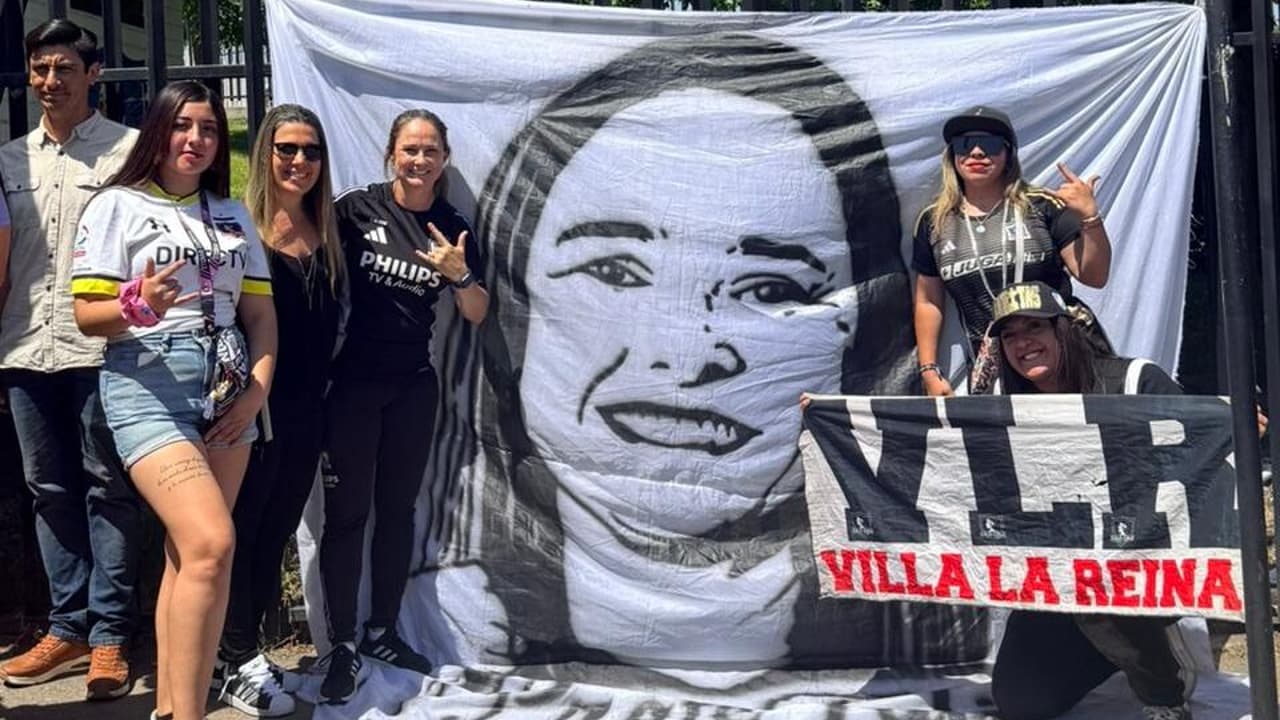 Torcida do Colo-Colo presta homenagem à treinadora brasileira - Imagem do artigo original