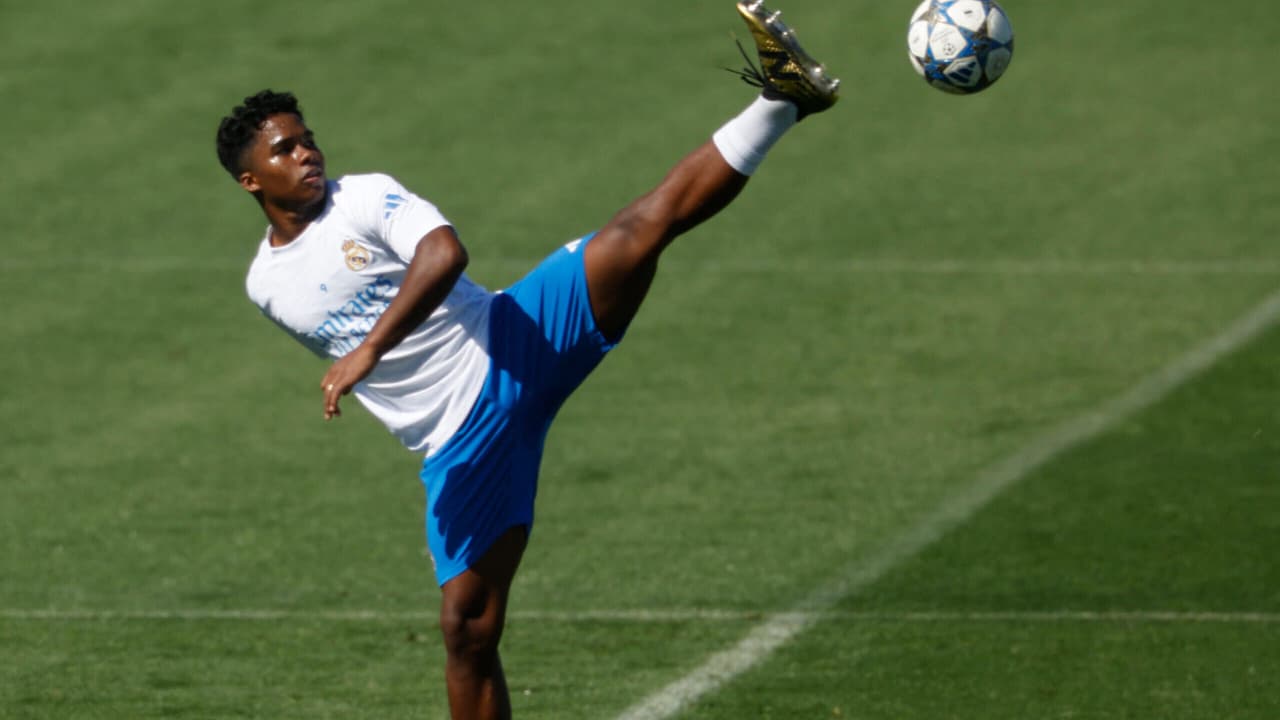 Expulsão de Endrick em derrota do Real Madrid intensifica rumores de saída - Imagem do artigo original