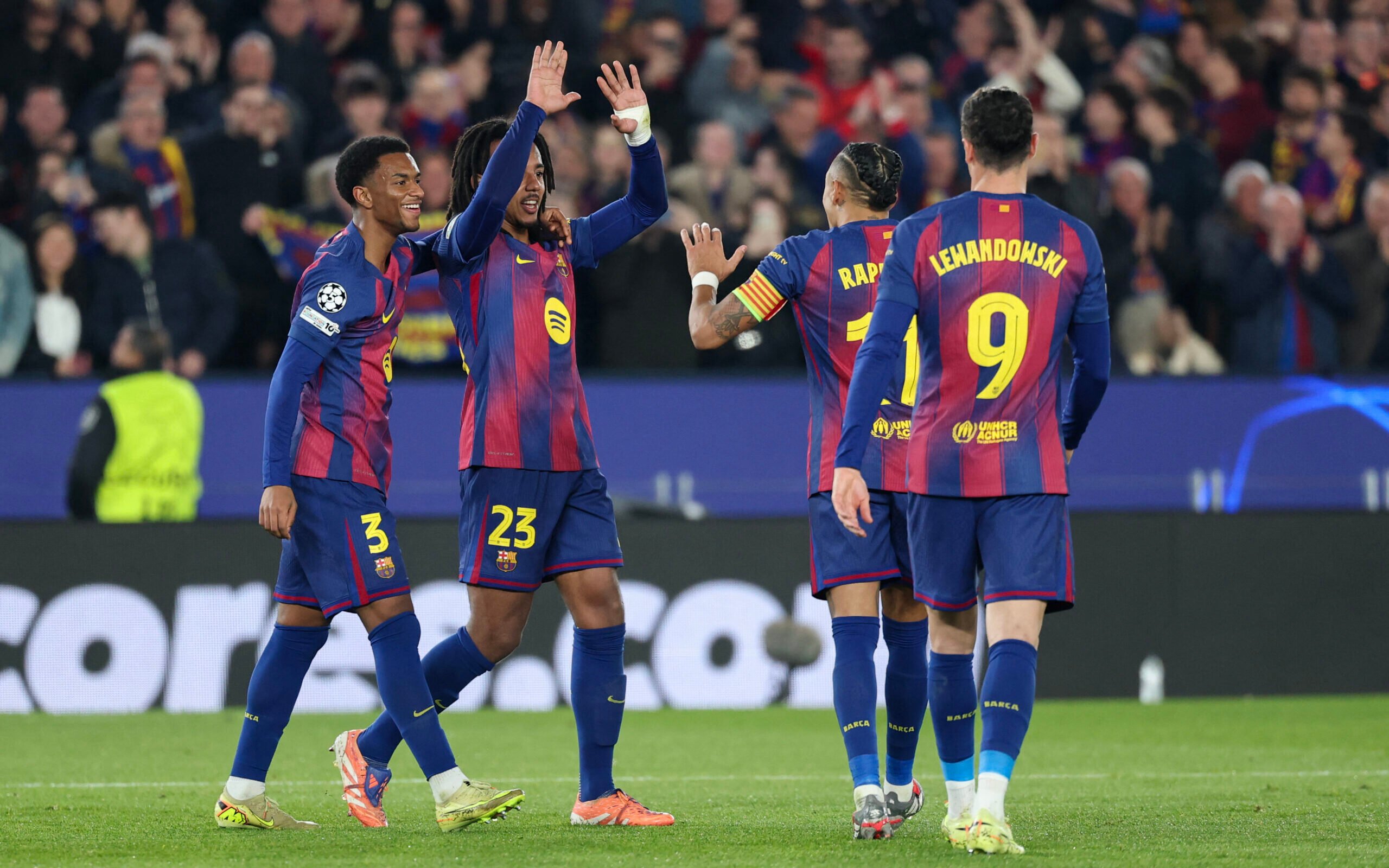 Com herói inesperado, Barcelona vence Frankfurt no Camp Nou pela Champions League - Imagem do artigo original