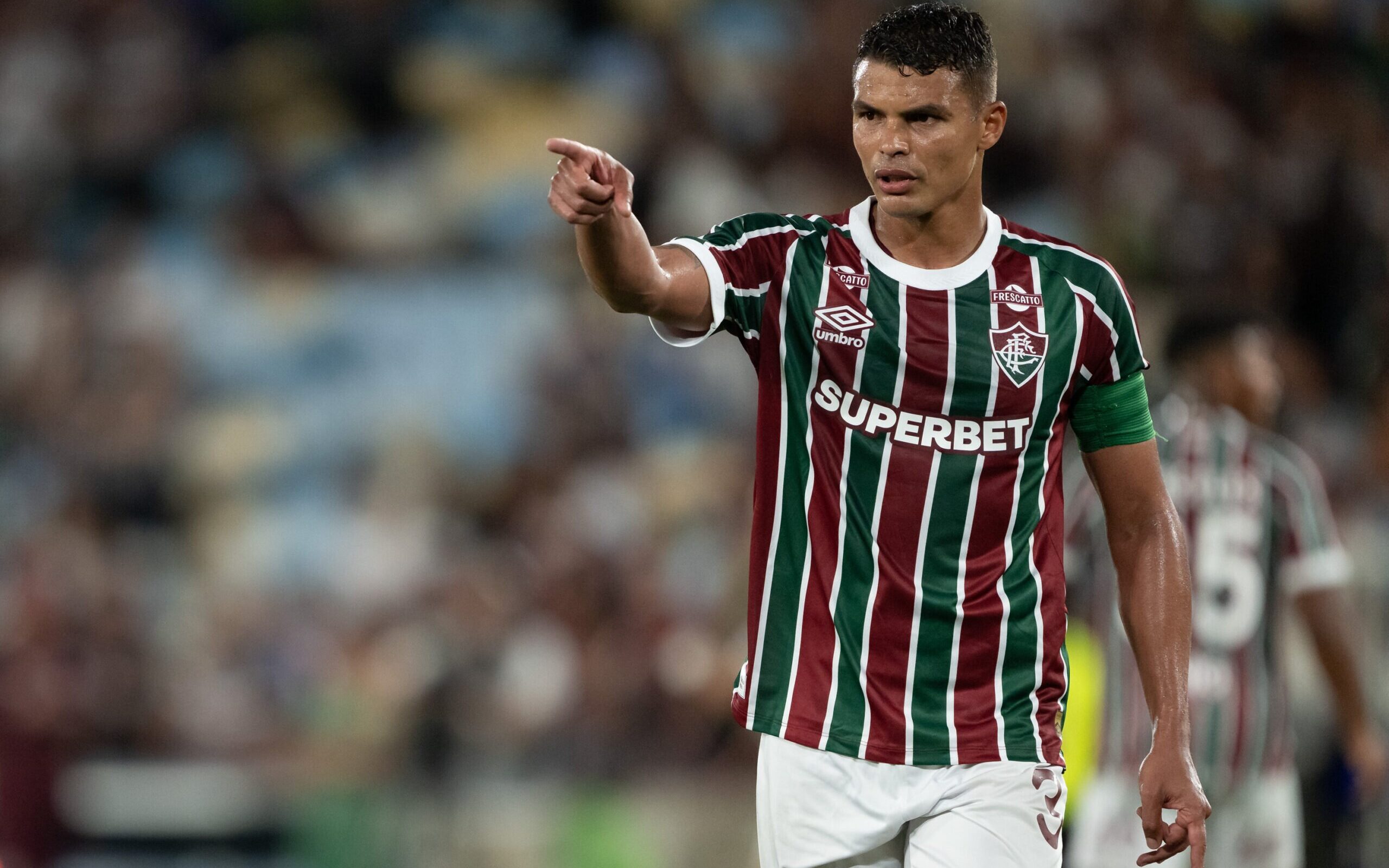 Thiago Silva é confirmado como novo jogador do FC Porto após saída do Fluminense - Imagem do artigo original