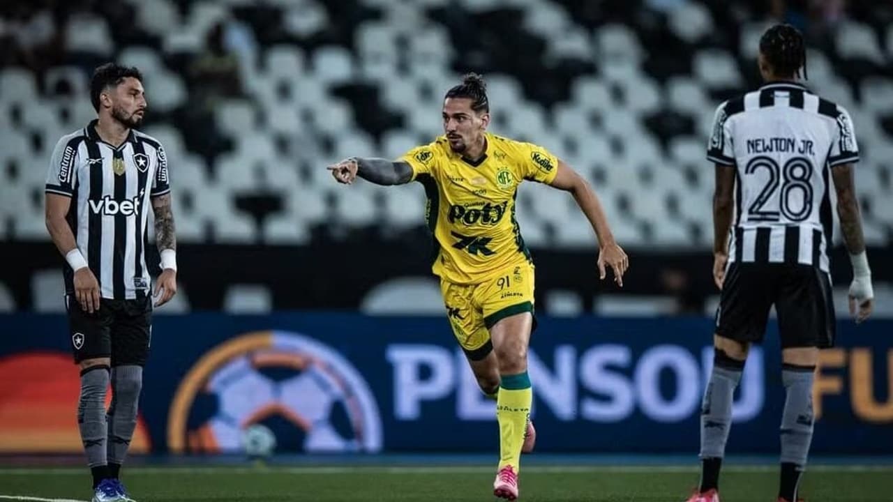 Cruzeiro inicia conversas para contratar Chico da Costa, ex-Mirassol - Imagem do artigo original