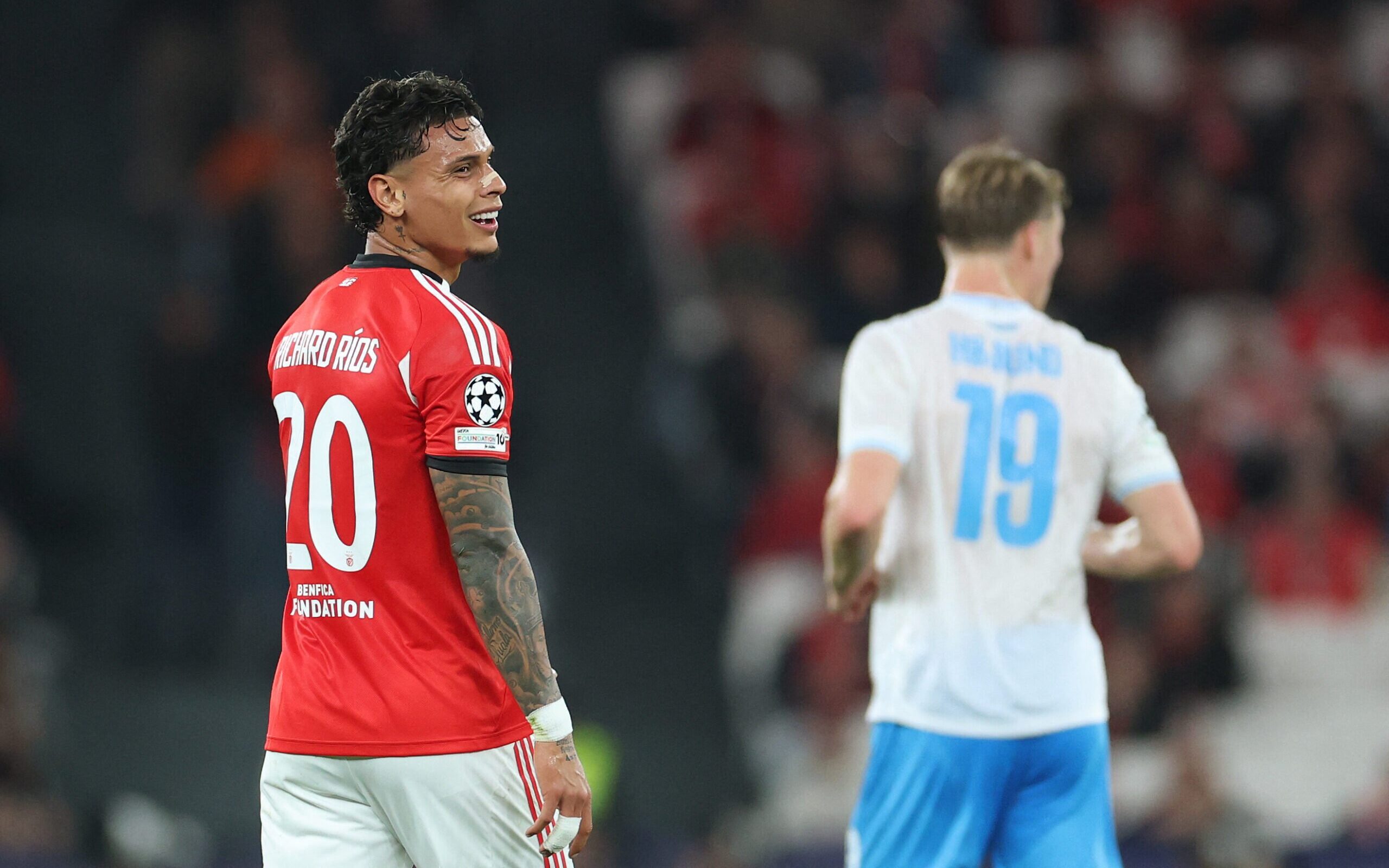 Lesão séria afasta Richard Ríos do Benfica, e Mourinho evita prazo de retorno - Imagem do artigo original