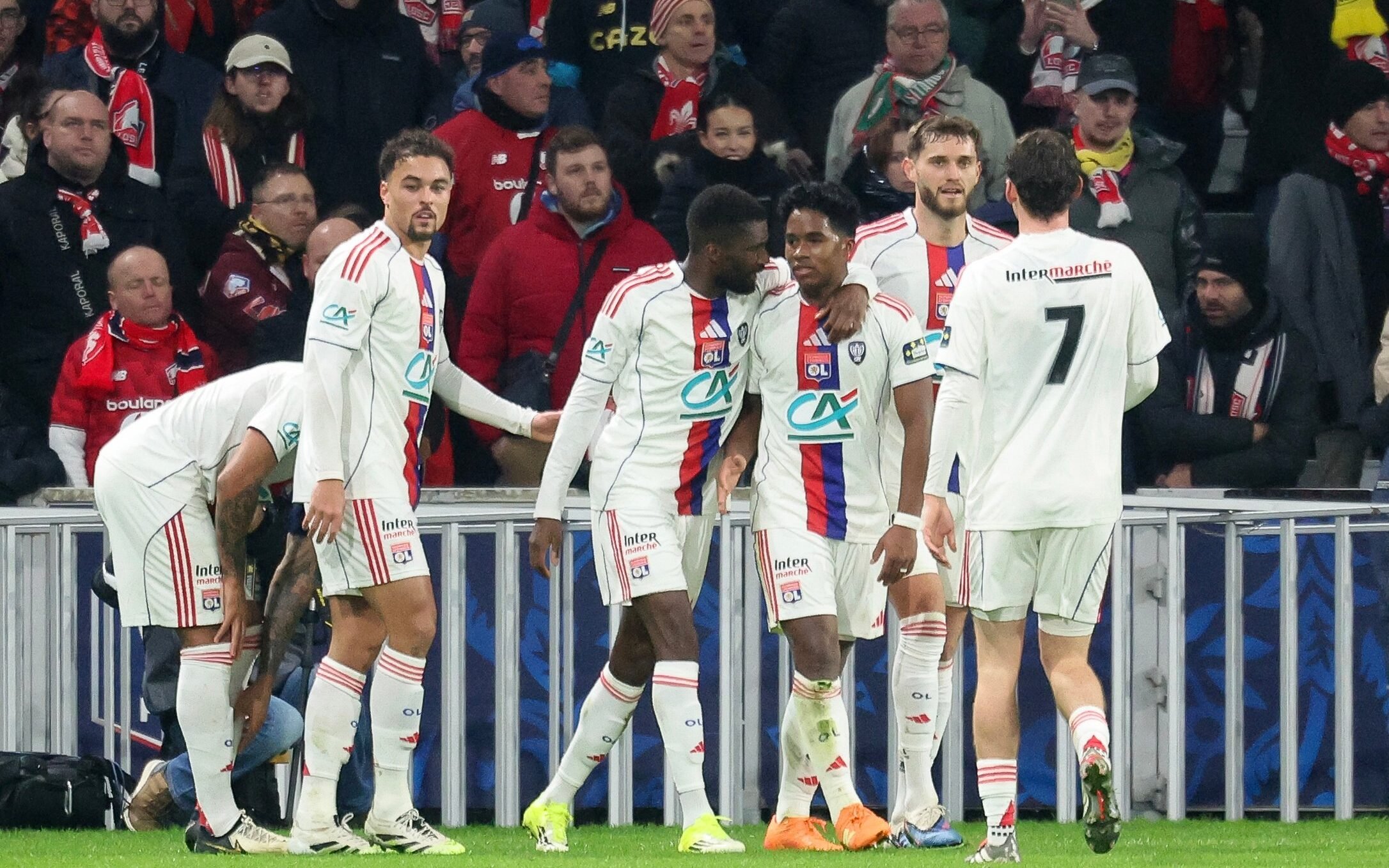 Jogada de Endrick pelo Lyon rende prêmio e grande repercussão nas redes - Imagem do artigo original