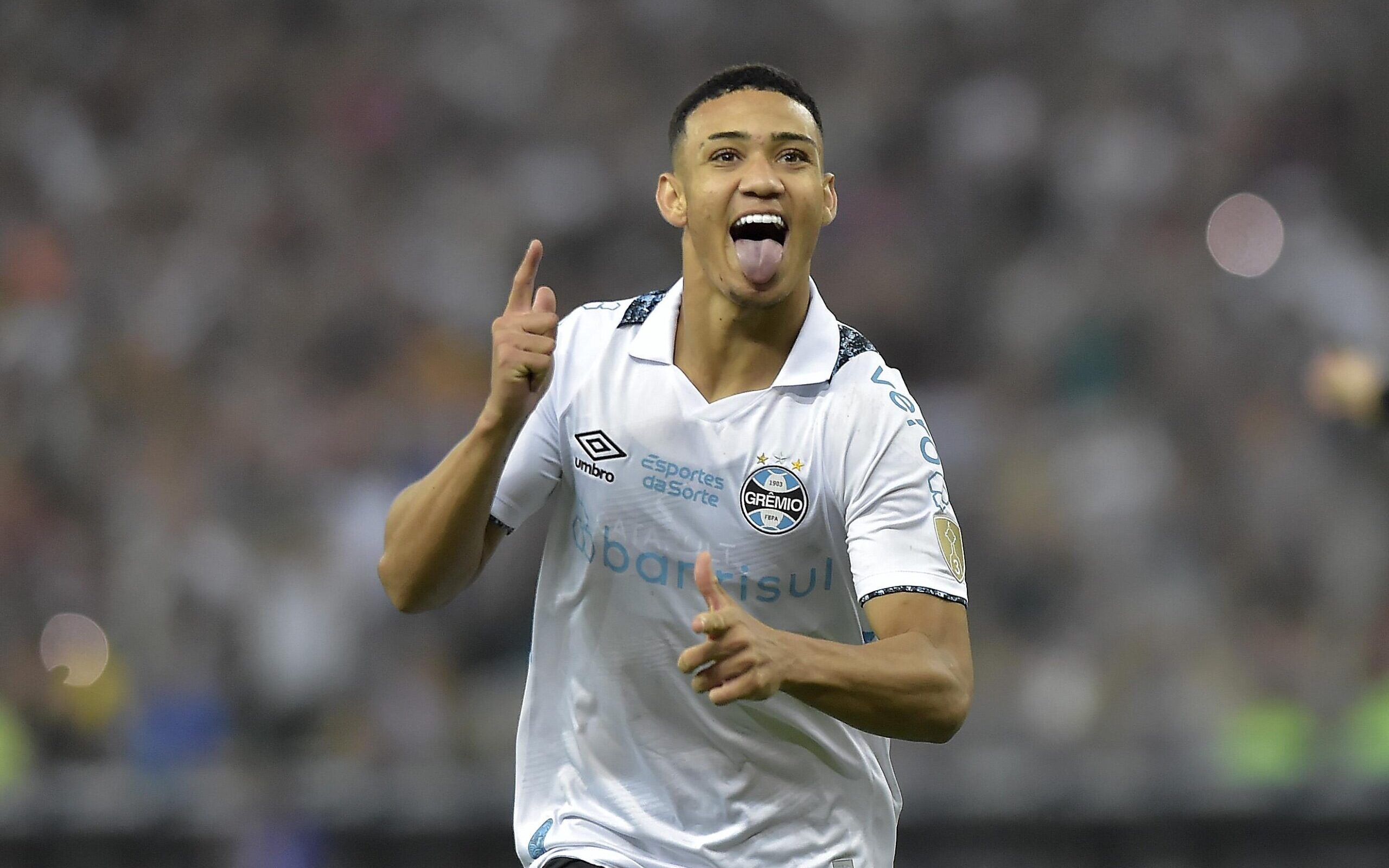 Alvo do Bahia, ex-Grêmio é anunciado por clube na Inglaterra - Imagem do artigo original