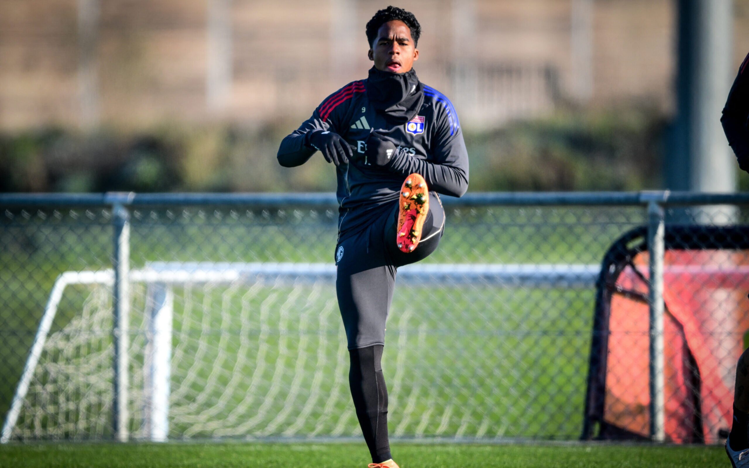 Endrick joga hoje? Veja onde assistir e escalações de Lyon x Metz - Imagem do artigo original
