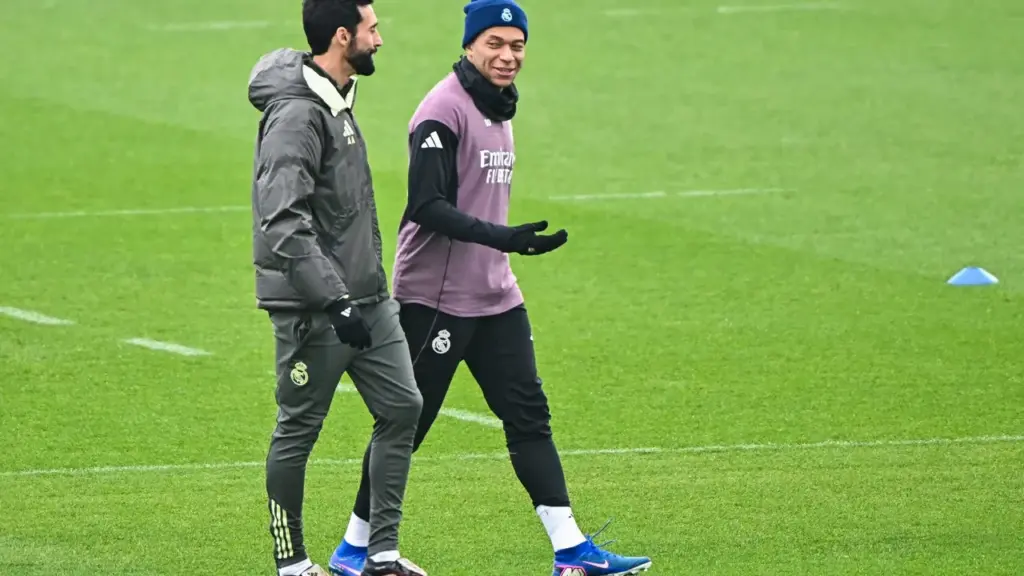 Real Madrid inclui Mbappé e deixa Rodrygo fora da relação para La Liga